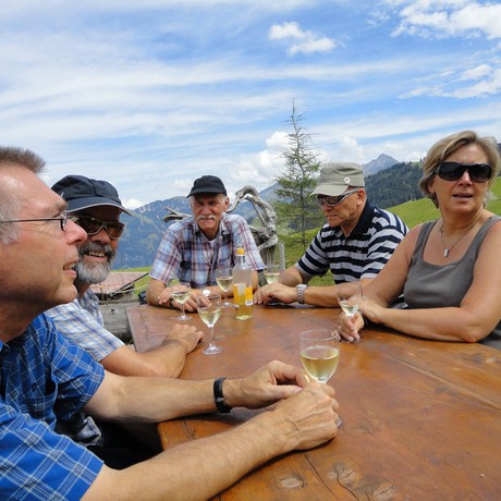 Zwischenhalt beim „Alpenkäser“